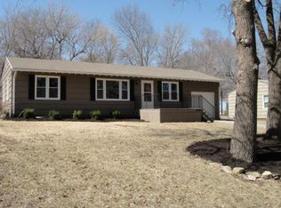 7408 Beverly St, Overland Park, KS 66204