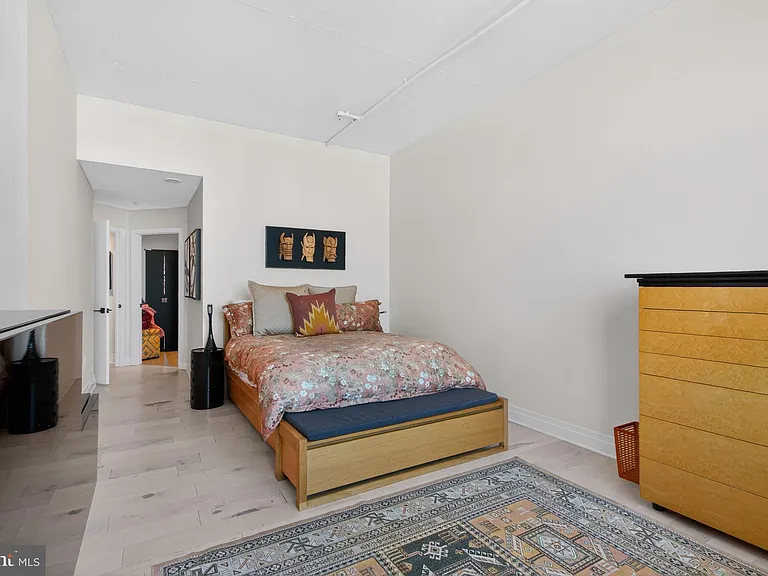 2020 12th St NW #Penthouse 03 — Photo 14