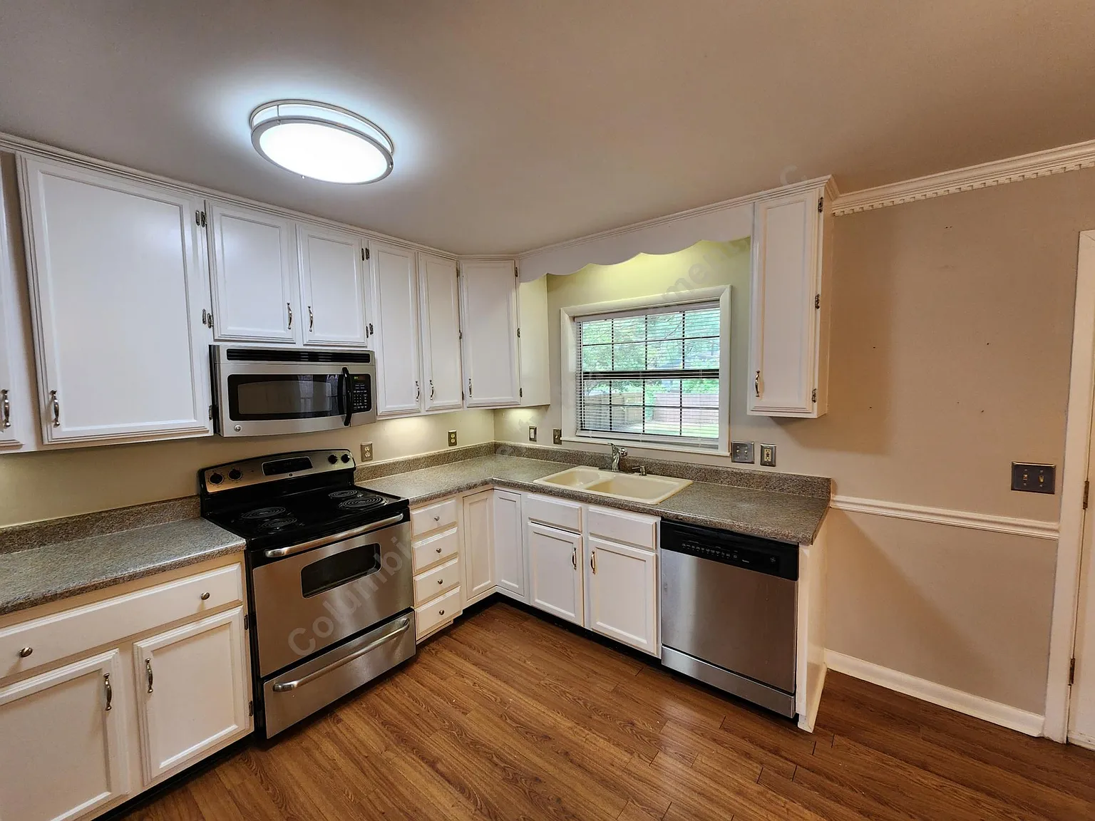 3 bed, 1248 sqft, $1,595 — Photo 4