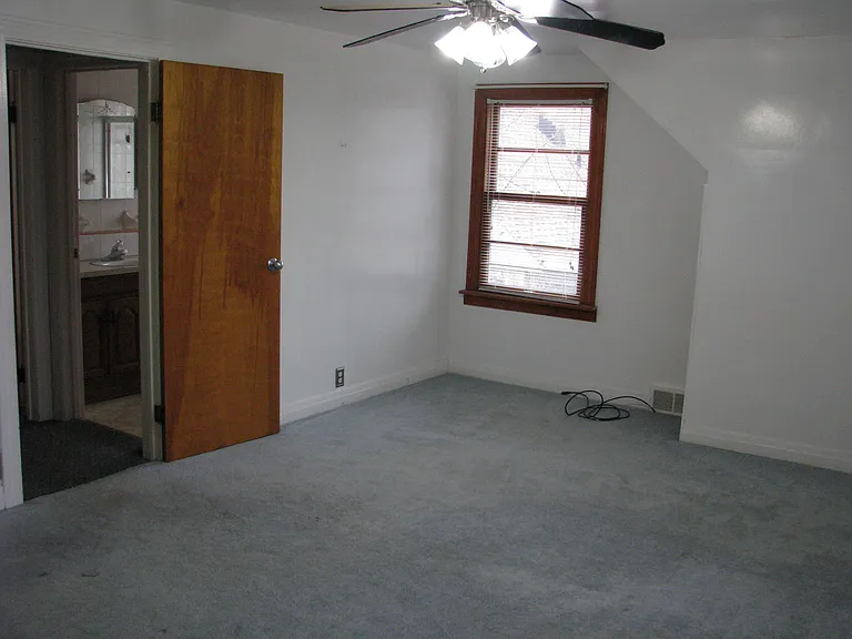 5330 Seneca St — Photo 25