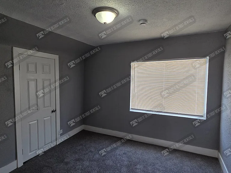 4810 Lenox St — Photo 24