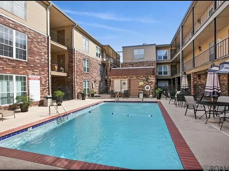3320 N Arnoult Rd #232 — Photo 1