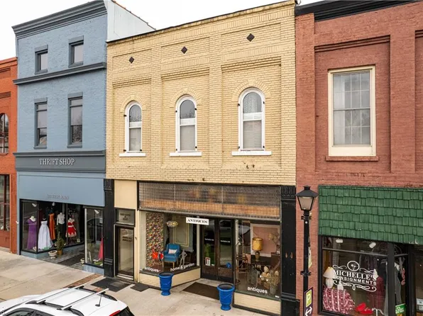 105 W Main St, Elkin, NC 28621