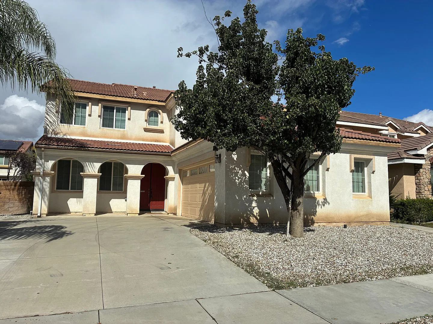 Beautiful and spacious 5-bedroom, 3-bathroom in Hemet — Photo 3