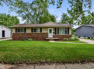 607 S Manfred St, Durand, MI 48429