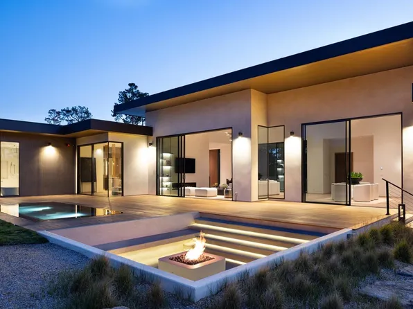 31 Poppy Ln, Pebble Beach, CA 93953