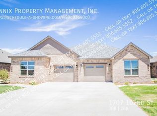 1707 102nd St #B, Lubbock, TX 79423