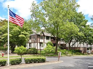 103 Mark Twain Way, Mahwah, NJ 07430