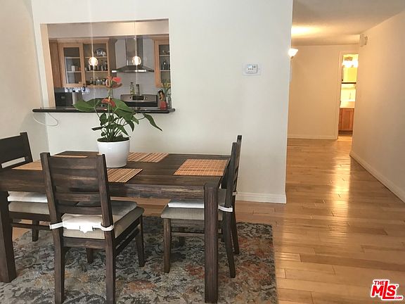 3rd image of 2307 Fox Hills Dr APT 101