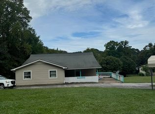 70 Hailey Ln, Scottsville, KY 42164