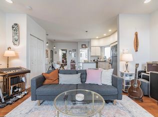 2346 E Cumberland St Floor 3, Philadelphia, PA 19125