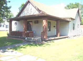 626 S Lawton St, Jasonville, IN 47438