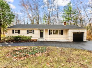24 Evergreen Rd, Northford, CT 06472