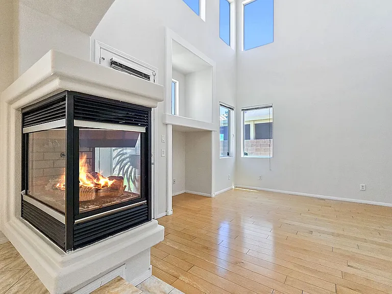 1052 Brinkman St — Photo 13
