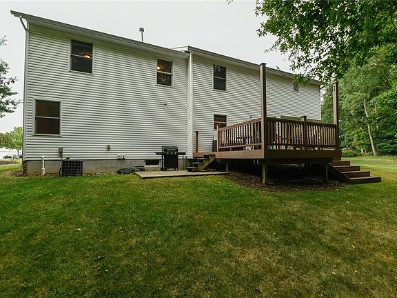 5th image of 969 Phillip Dr