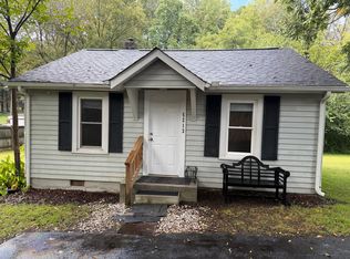 5213 Clearwater Lake Rd, Mt Holly, NC 28120