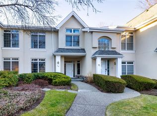 59 Doral Greens Dr W, Rye Brook, NY 10573