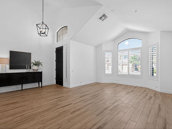 4th image of 9697 E Celtic Dr