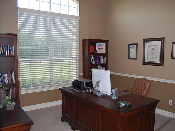 4th bedroom-office