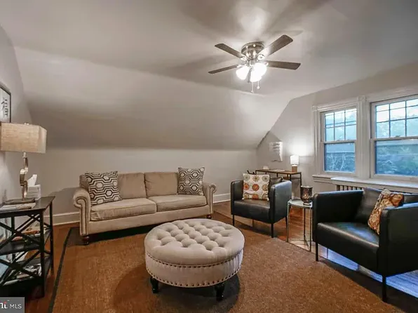 107 Owen Ave Floor 3, Lansdowne, PA 19050