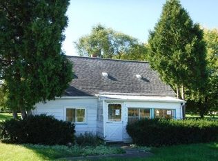 1285 W Nebobish Rd, Essexville, MI