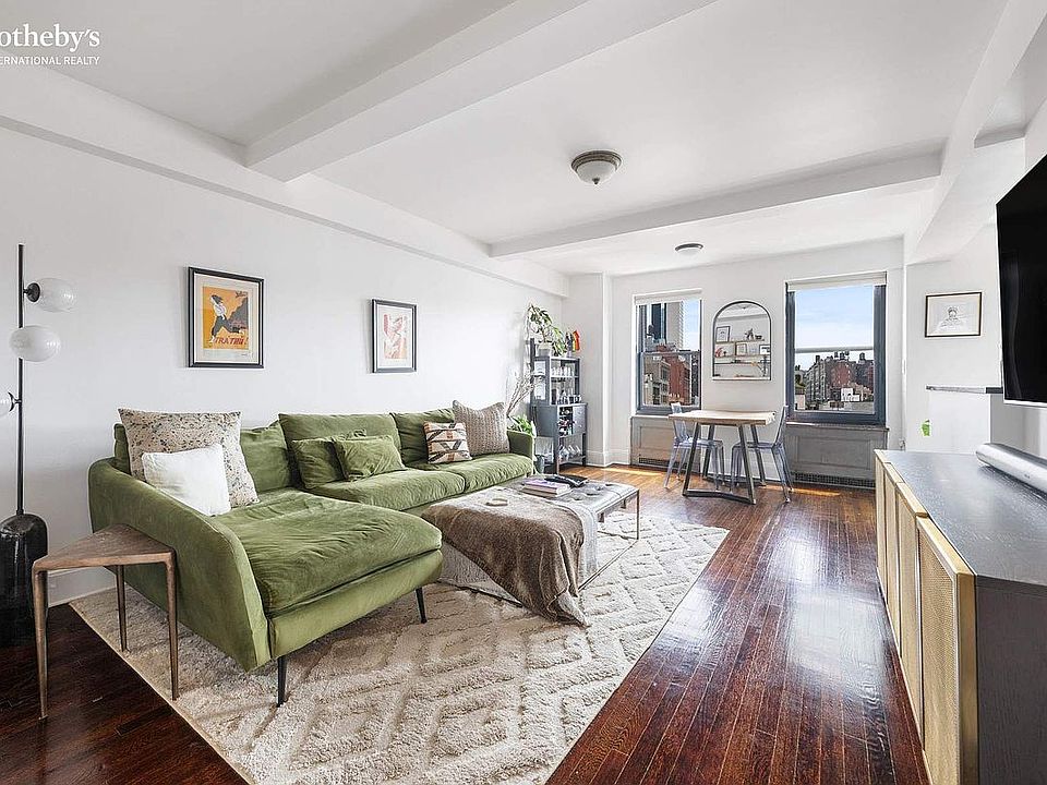 1st image of 300 W 23rd St APT 8G