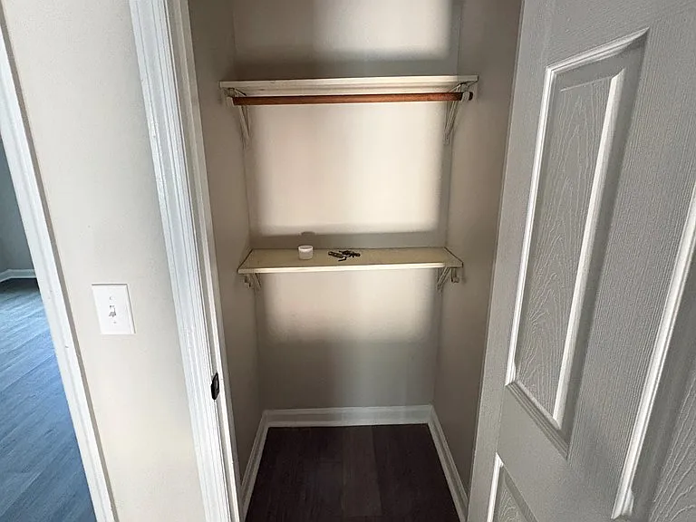 526 Whitener Dr — Photo 8