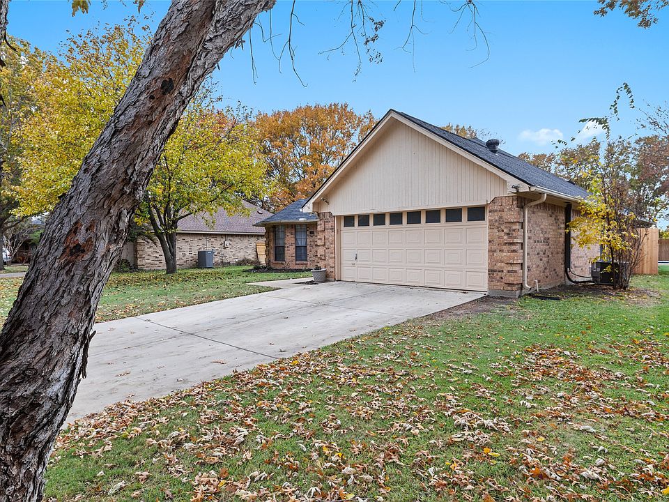 1st image of 348 Park North Ln
