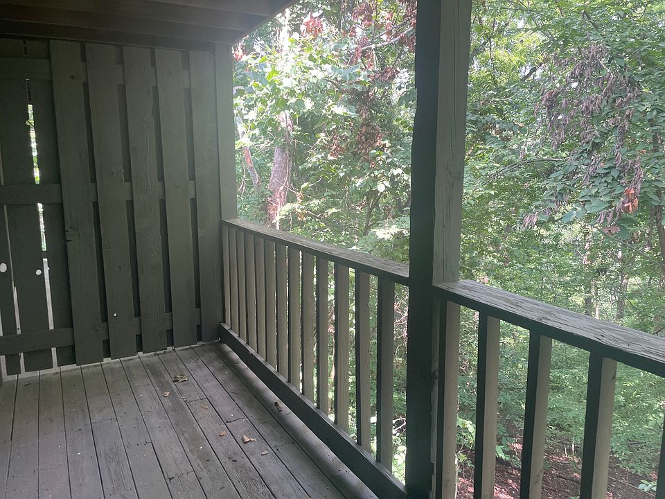 Wooded view from deck. Lovely retreat from busy days'.