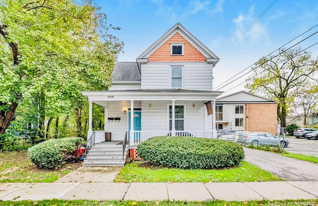 409 Washtenaw Rd — Photo 3