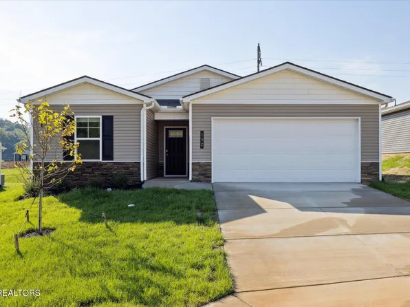 132 N Rolling Meadows Dr, Harriman, TN 37748
