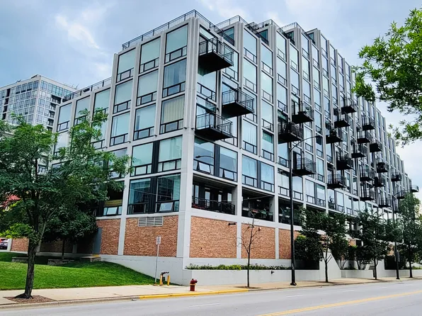 61 W 15th St APT 507, Chicago, IL 60605