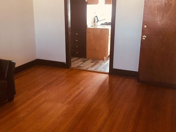 5th image of 1220 N Lockwood Ave #2