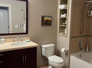 180 Harbor Square Loop NE UNIT B116, Bainbridge Island, WA 98110