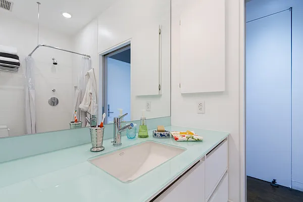 Rented by Steffan Olausson Partridge, LREB | media 12