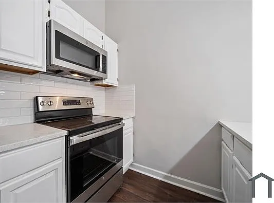 976 McKay Dr SE — Photo 11