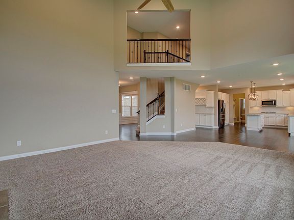 3rd image of 5108 Loch Dr
