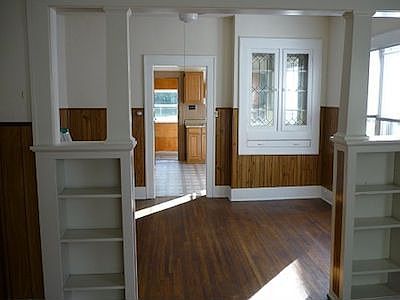2nd image of 724 N 11th St