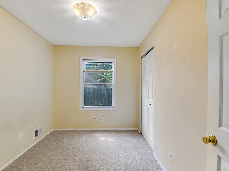 7822 Citadel Ct — Photo 20