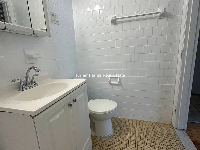 10 Armington St #4C — Photo 10