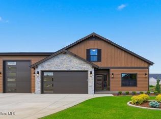 1371 W Tamarindo Ln, Hayden, ID 83835