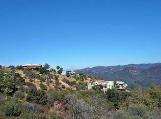 20450 Vulcan Ln, Topanga, CA 90290