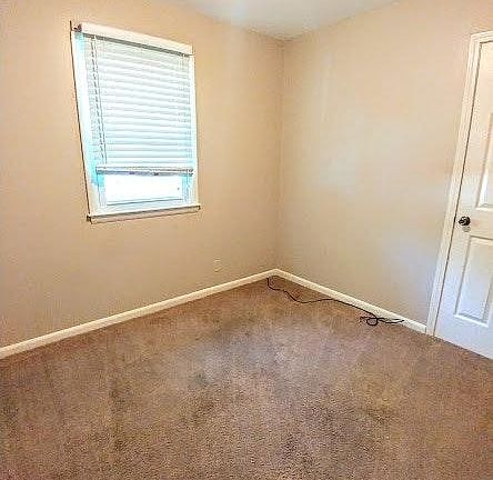 5th image of 3306 Chippewa Ln