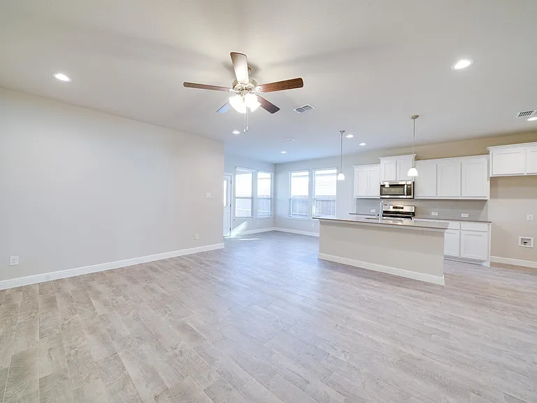 509 Dunmore Dr — Photo 7