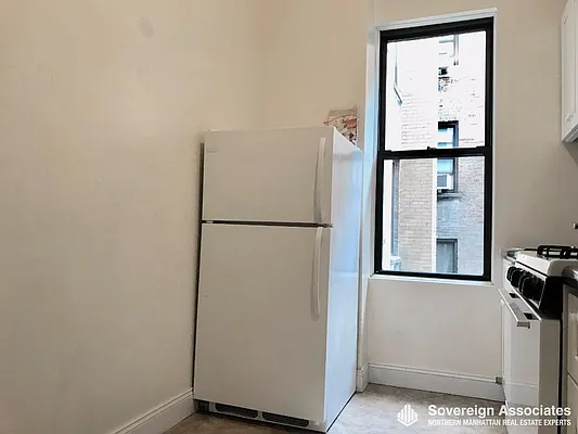 Rented by Sovereign Associates | media 14