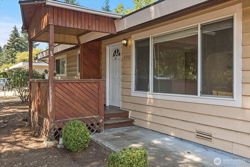 3rd image of 2352 N 188th Street