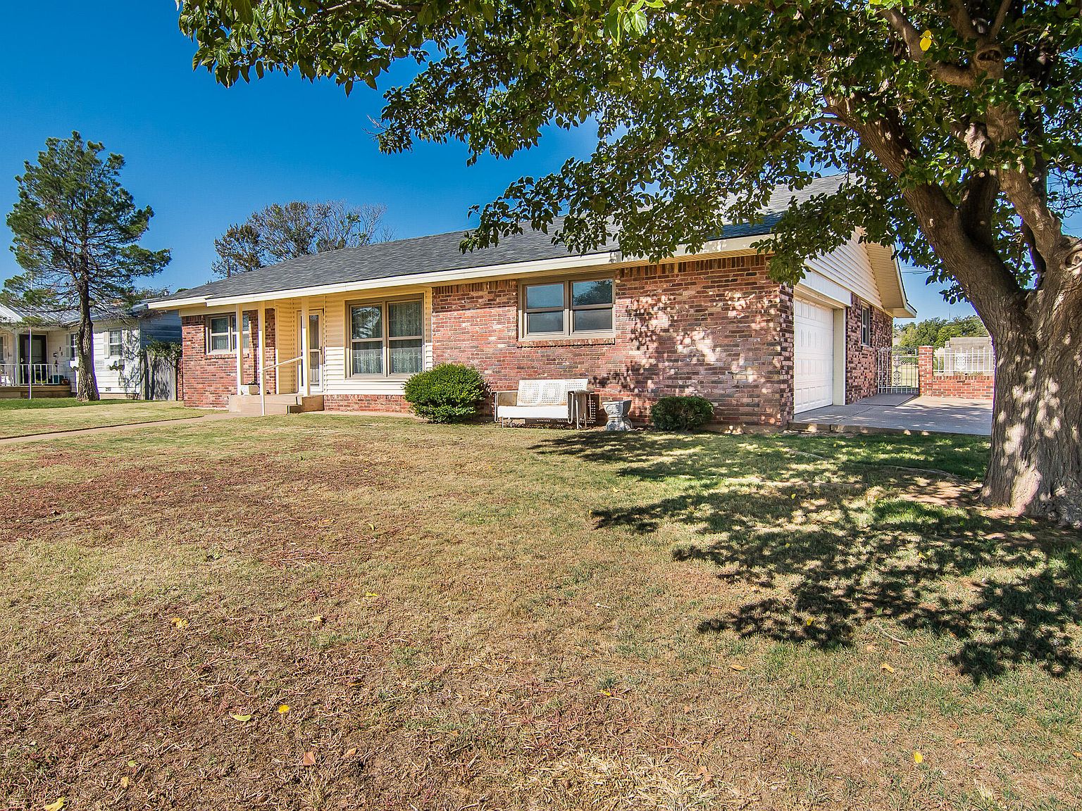 27 Crockett Dr, Tulia, TX 79088 Zillow
