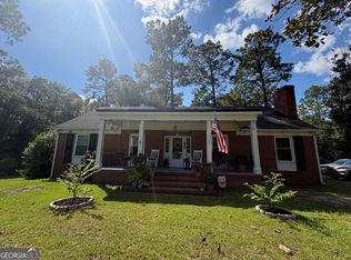 517 N Main St, Statesboro, GA 30458