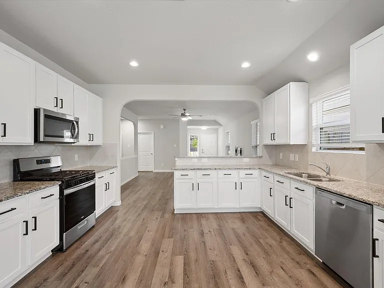 2546 Steelhead Dr — Photo 10