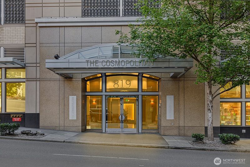 2nd image of 819 Virginia Street #2606